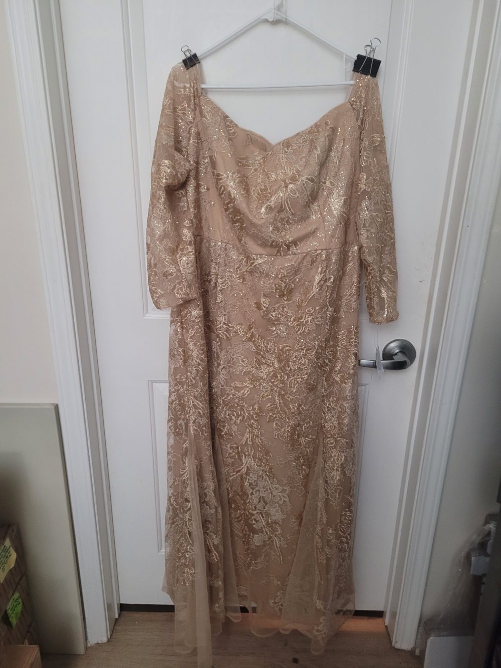 Oleg Cassini Champ., Taupe  & Melted  Gld W/ LS OTS Mermaid Gown Sz 22W